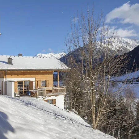 Schoeneben Waldkrone Wald im Pinzgau