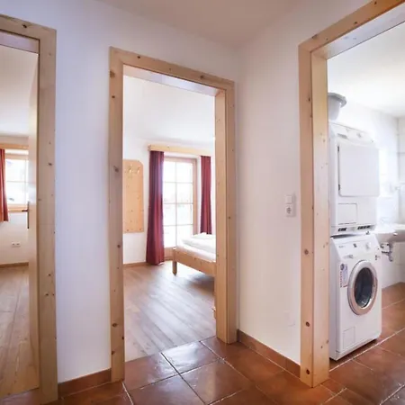 Schoeneben Waldkrone Nyaraló